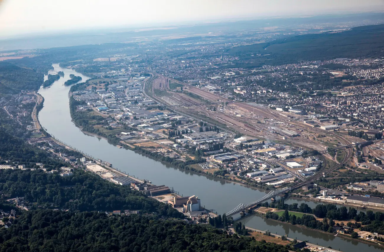 Développer la logistique urbaine fluviale sur l'Axe Seine